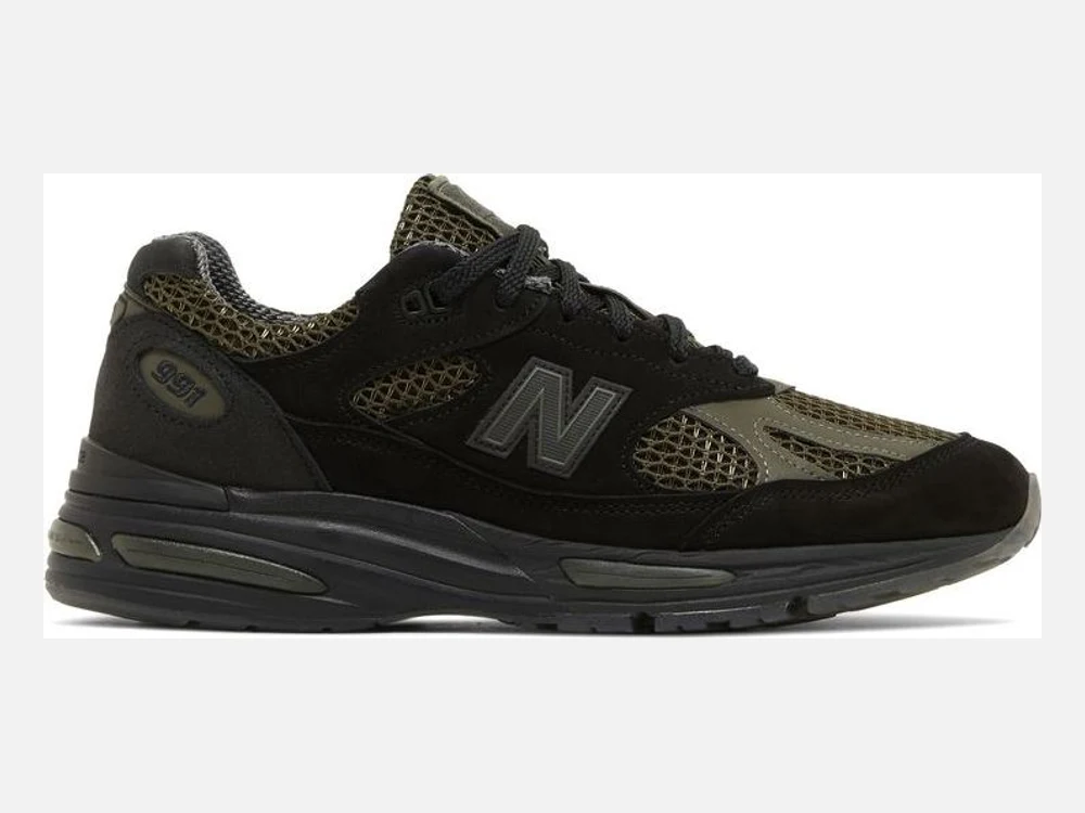 Stone Island x New Balance 991v2 Black