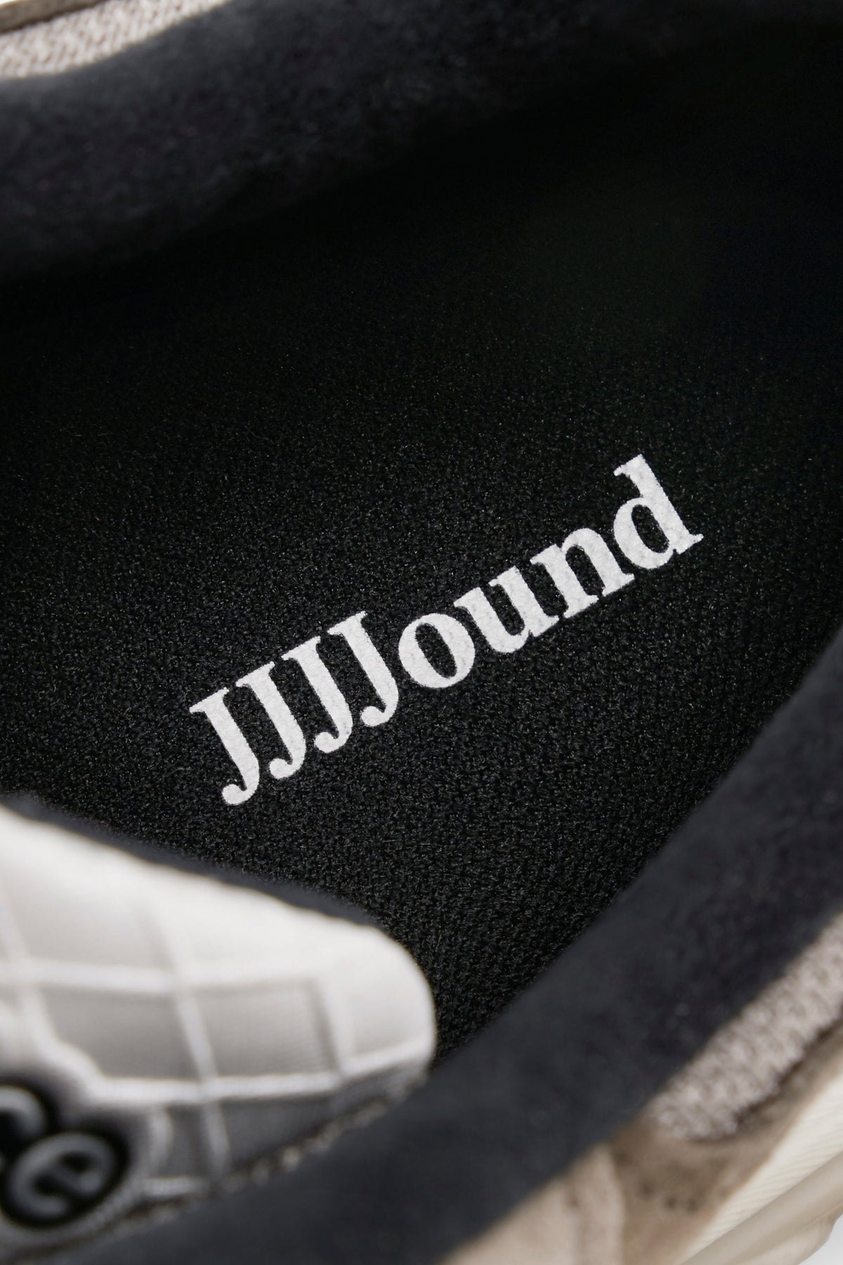 JJJJound x New Balance 990v3 Mushroom，档案照片 5