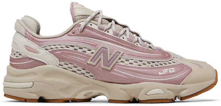 Joe Freshgoods x New Balance 1000 Pink Mink，侧面照片 1