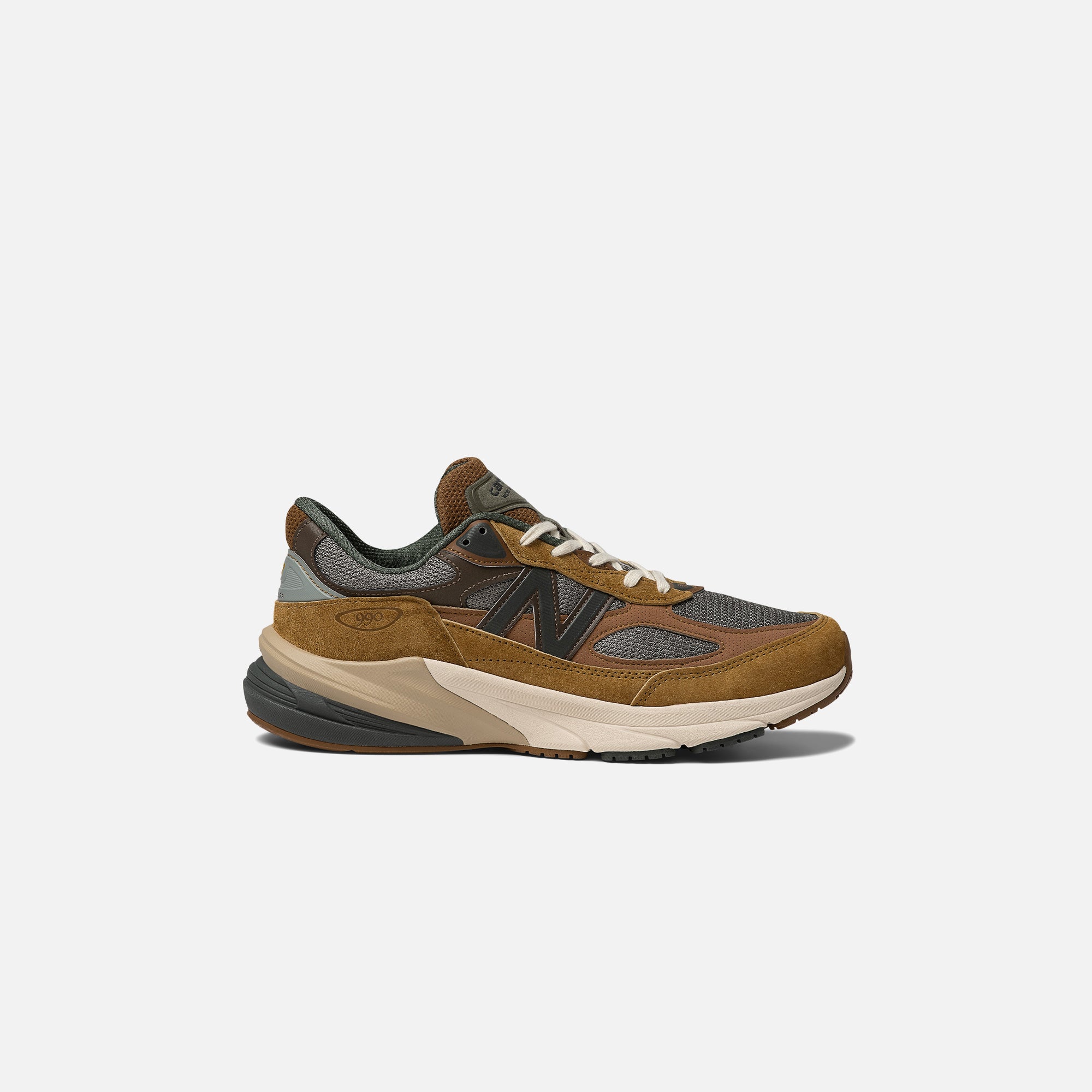 Carhartt WIP x New Balance 990v6 Hamilton Brown，侧面照片 1
