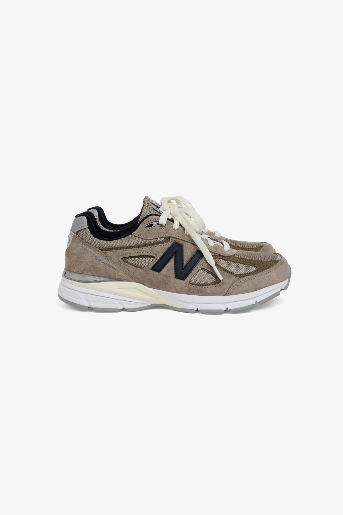 JJJJound x New Balance 990v4 Mushroom，档案照片 4