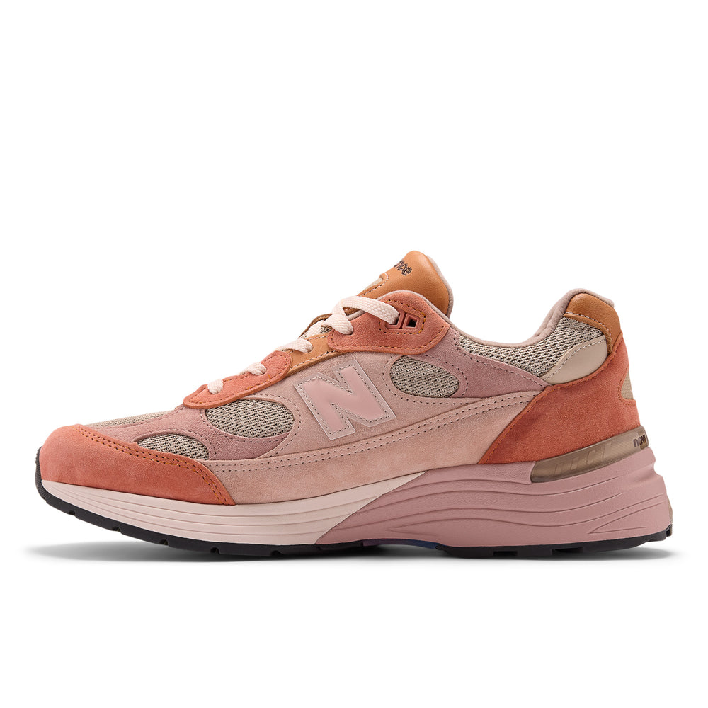 Joe Freshgoods x New Balance 992 "Aged Well"，档案照片 2