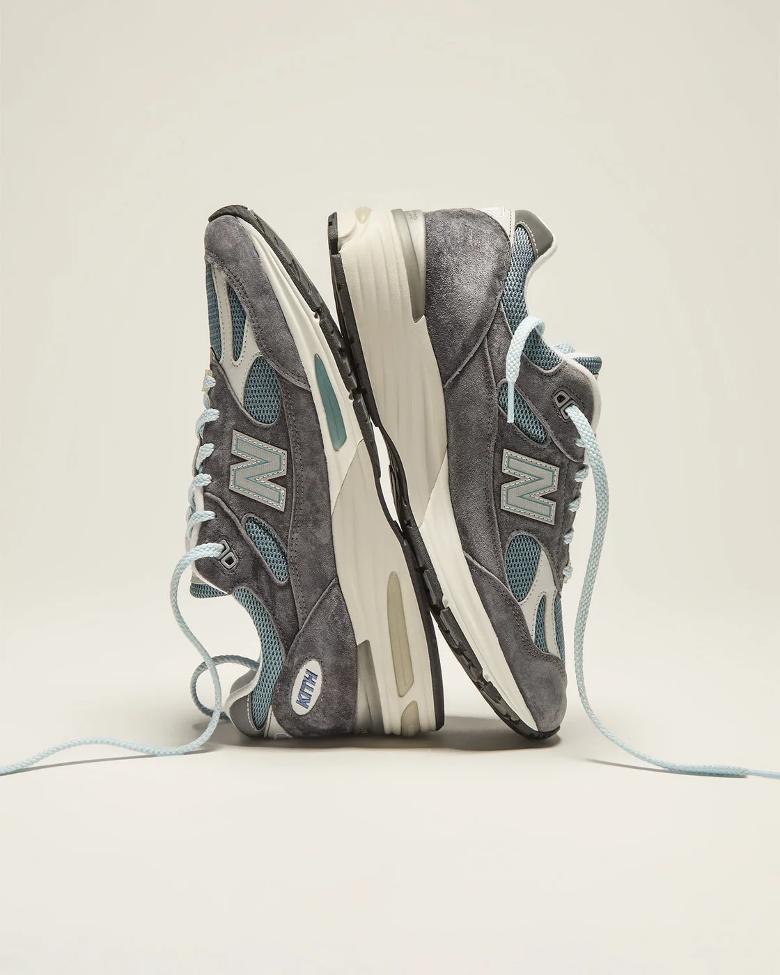Kith x New Balance 991v2 Osaka，俯视照片 4