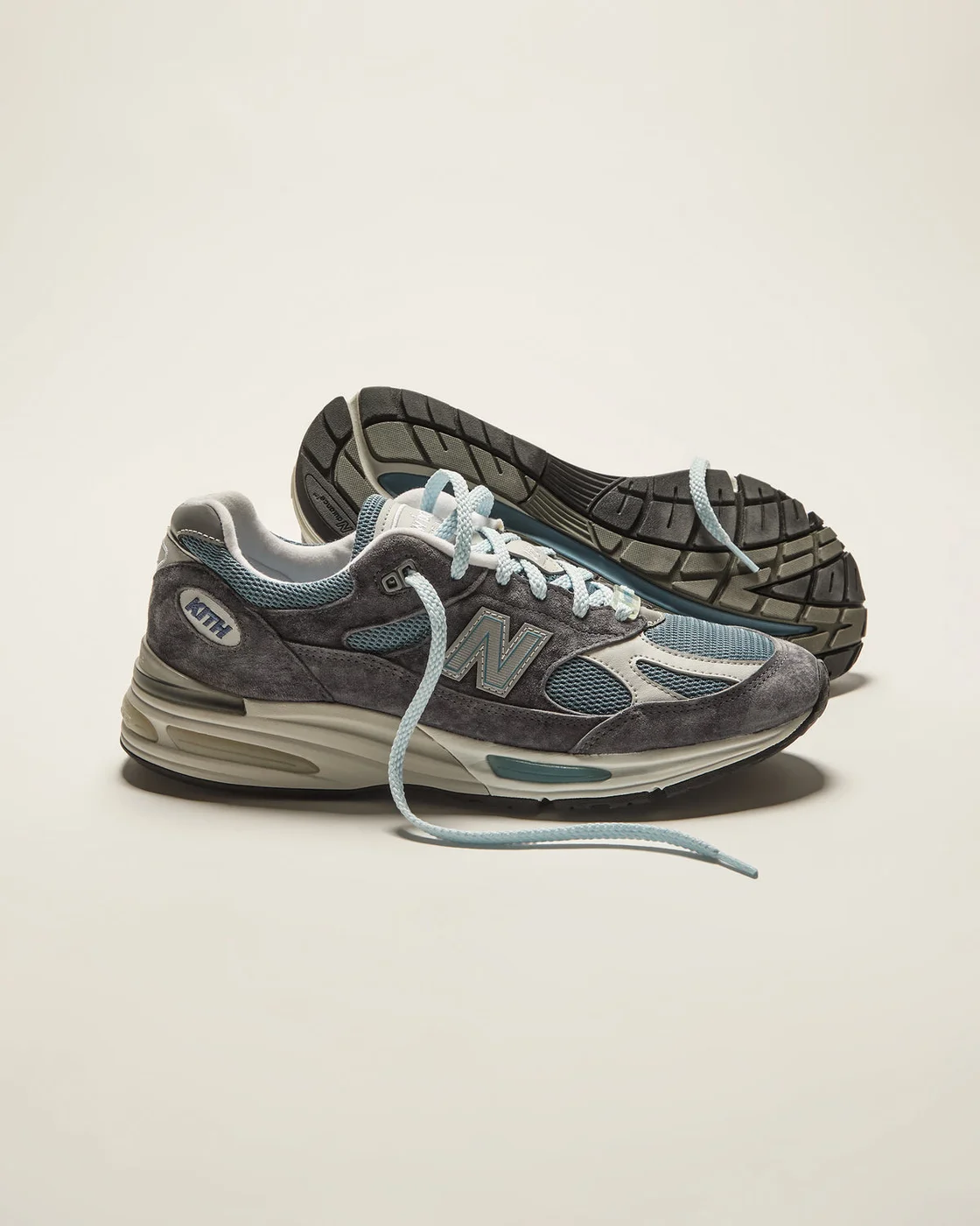 Kith x New Balance 991v2 Osaka，鞋底照片 5